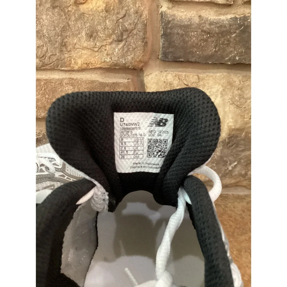 New Balance 740 Running Shoes White Black Silver Size Mens 8 Womens 9.5
